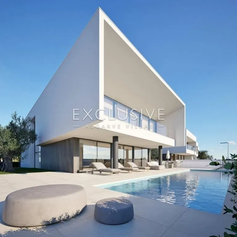 Lagos, Algarve – Moderne Villa mit Pool und 4 Schlafzimmern