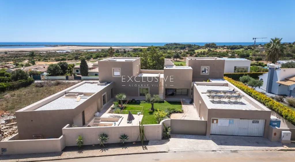 Lagos, Algarve – Moderne Villa am Palmares Golf, 5 Schlafzimmer