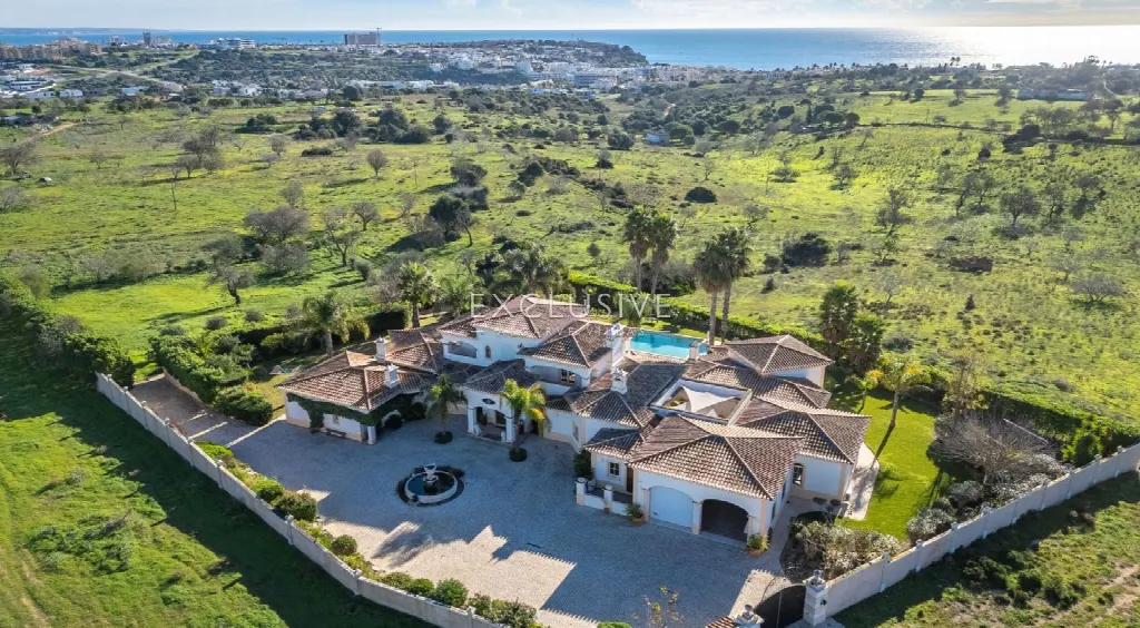 Lagos, Algarve – Traditionelle Villa auf 2,7 ha, 4 Schlafzimmer