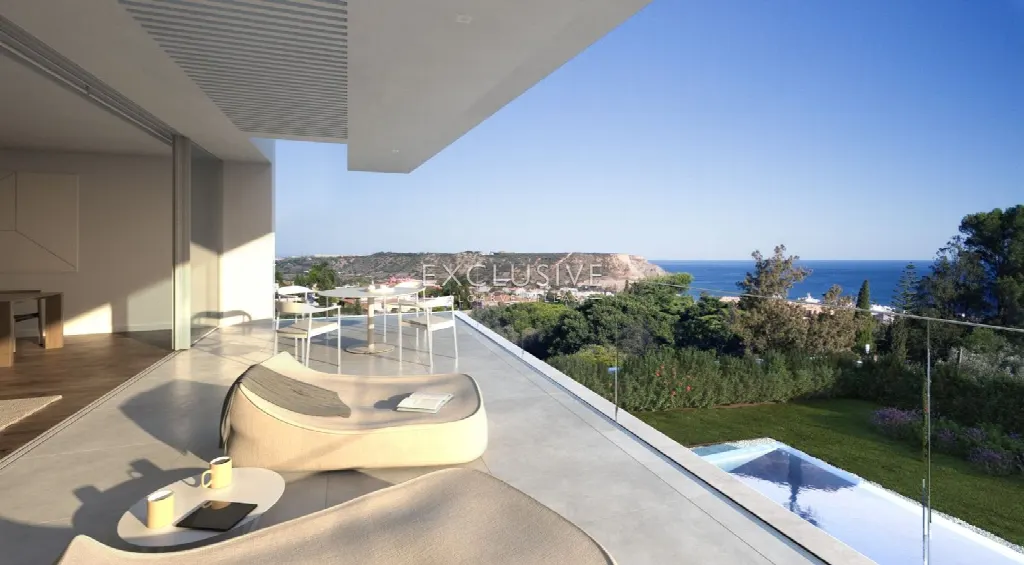 Lagos, Algarve – Moderne Neubauvilla mit Meerblick, 4 Schlafzimmer