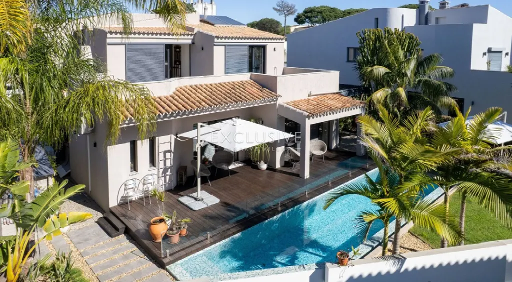 Loulé, Algarve – Renovierte Villa in Vilamoura, 3 Schlafzimmer