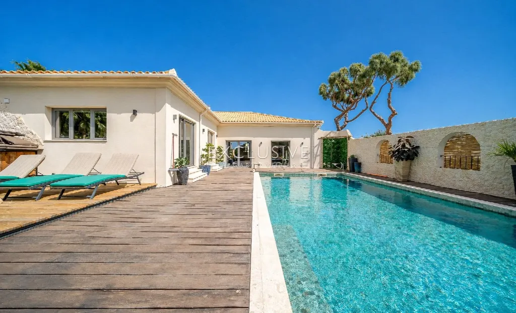 Loulé, Algarve – Villa mit Heimkino und Weinkeller, 4 Schlafzimmer