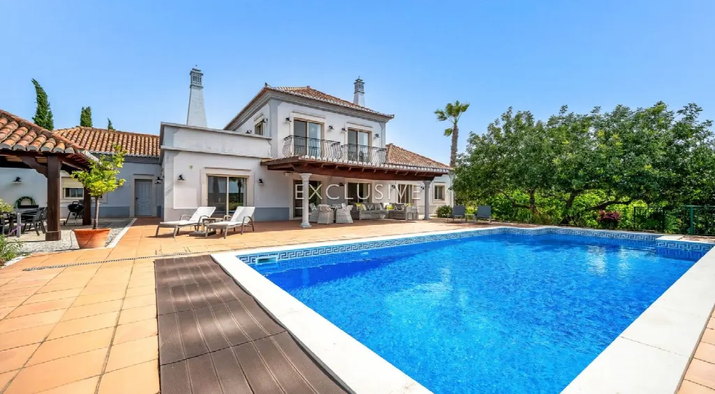 Faro, Algarve – Südvilla mit Salzwasserpool, 4 Schlafzimmer