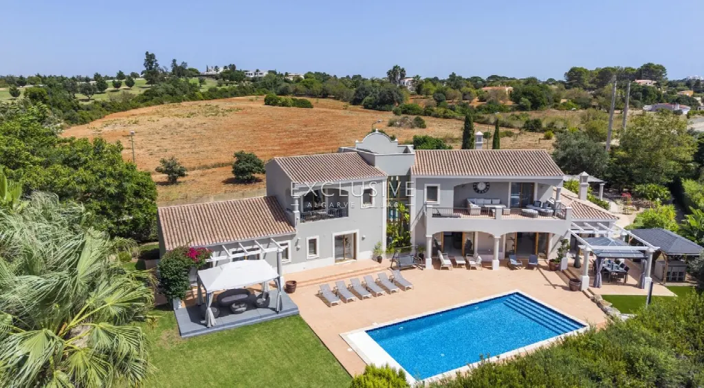 Lagoa, Algarve – Villa mit 5 Schlafzimmern am Golfplatz Vale da Pinta