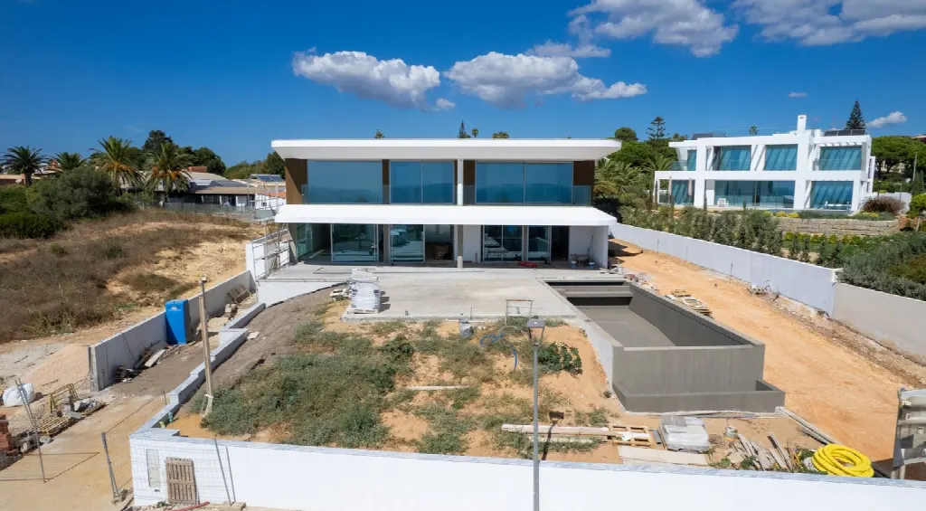 Lagos, Algarve – Designvilla mit Meerblick, 4 Schlafzimmer