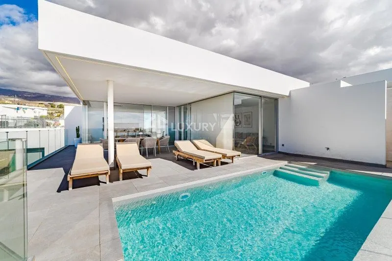 Adeje, Teneriffa – Villa mit Meerblick, Infinity-Pool, 3 Schlafzimmer