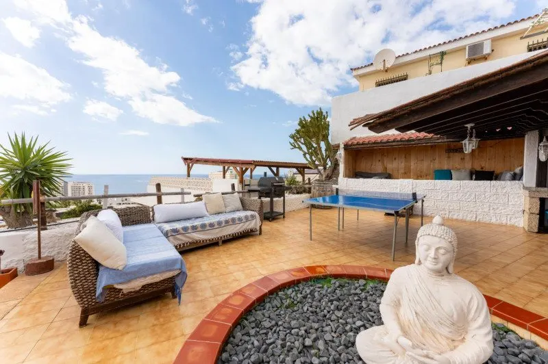 Adeje, Tenerife – Villa mit Atlantikblick, Pool und 7 Schlafzimmern