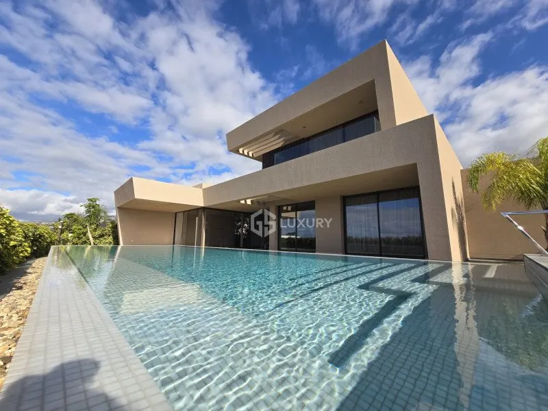 Puerto de la Cruz, Teneriffa – Neubauvilla mit Meerblick, 4 Schlafzimmer