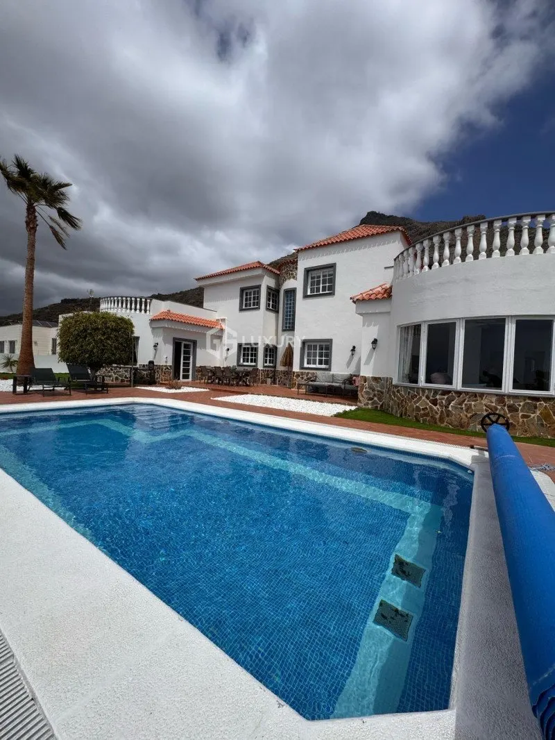 Adeje, Tenerife – Villa mit separatem Apartment, 4 Schlafzimmer