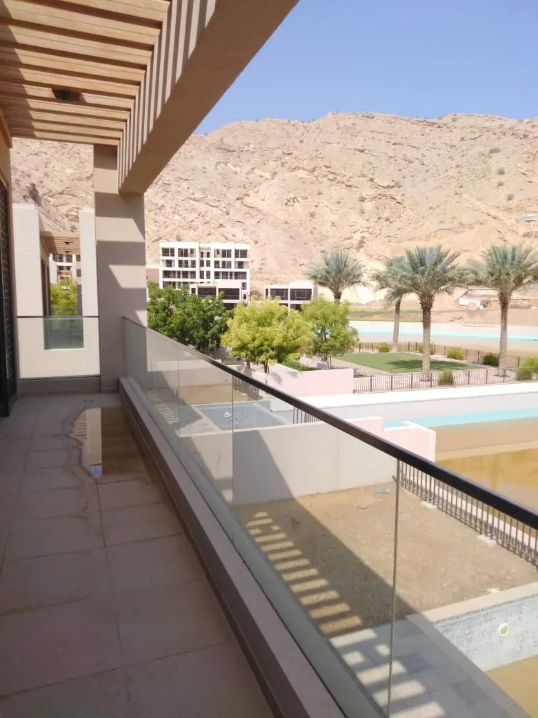 Al Mouj, Muscat – Villa am Wasser mit Pool, 4 Schlafzimmer