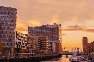 Villa kaufen in Hamburg: Villen als Investition – Makler, Kosten, Off Market & Co.