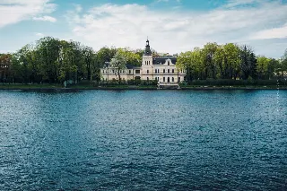 10% Tippgeber Provision Berlin: 10.5 Millionen Villa Süd/West – Käufer für diese und weitere Villen