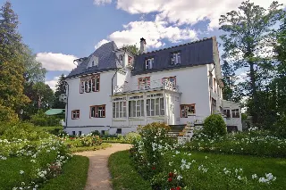 Villa kaufen in München: Wohnen & Kapitalanlage – Ablauf, Kosten, Off Market & Co.