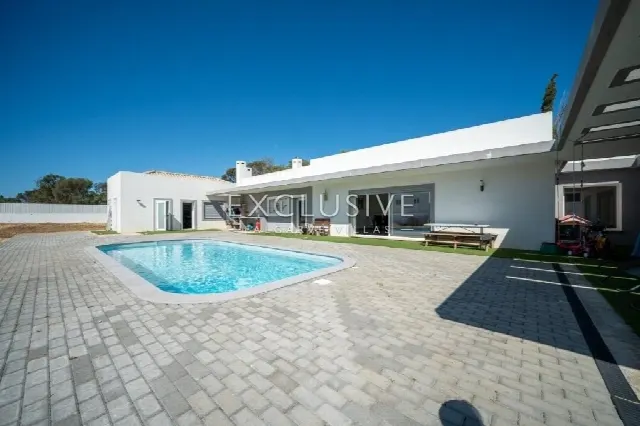 Einstöckige Golfvilla, 4 Schlafzimmer, Pool