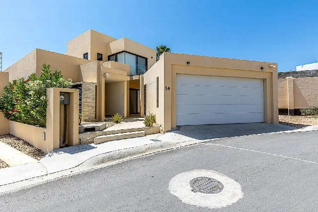 Meerblick-Villa mit 3 Schlafzimmern
