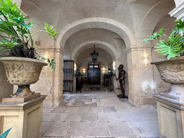 Denkmalpalazzo von 1589, 4 Schlafzimmer