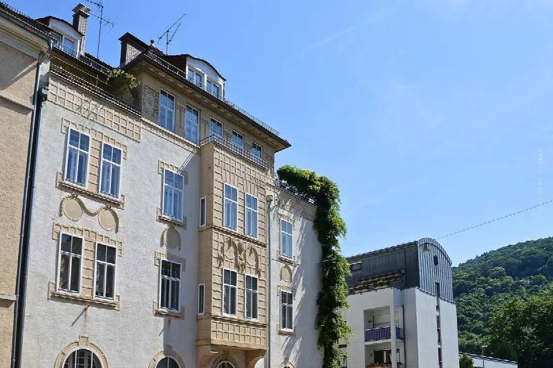 Mehrfamilienhaus kaufen: Immobilie bewerten, Ablauf, Kosten, Steuern & Mieter