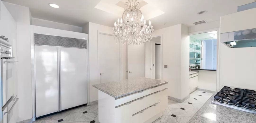 Los Angeles, CA 90024 – Wilshire Blvd APT 1401