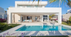 Marbella, Spanien – Wunderschöne Villa mit Meerblick in Rio Real