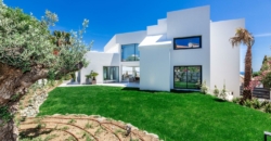 Marbella, Spanien – Extravagante Villa mit Wasserfall