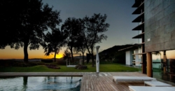 Marbella, Spanien – Luxusvilla mit Infinity-Pool in Benalmádena