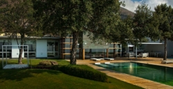 Marbella, Spanien – Luxusvilla mit Infinity-Pool in Benalmádena