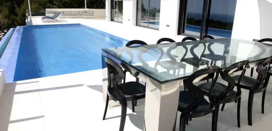 Ibiza, Spanien – Villa mit Pool und atemberaubenden Ausblick in Cala Salada