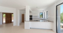 Ibiza, Spanien – Villa mit Traumblick in mitten eines Berges in Santa Eulalia