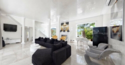 Ibiza, Spanien – Luxusvilla mit privatem Tennisplatz in Cala Jondal