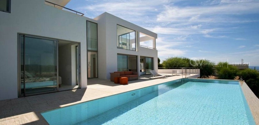 Ibiza, Spanien – Atemberaubende Villa mit einzigartigem Meerblick in Can Rimbau