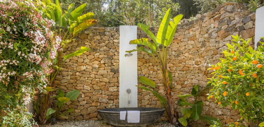 Ibiza, Spanien – Luxus Villa in den Bergen nähe des Morna-Tals