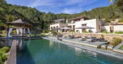 Ibiza, Spanien – Luxus Villa in den Bergen nähe des Morna-Tals