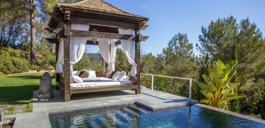 Ibiza, Spanien – Luxus Villa in den Bergen nähe des Morna-Tals