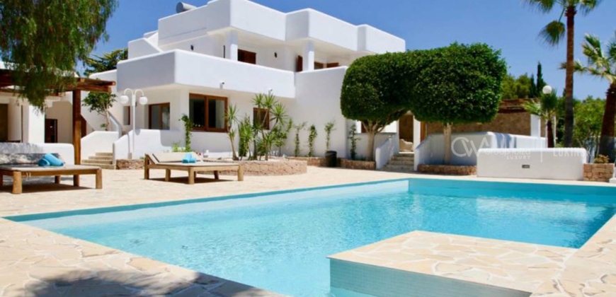 Ibiza, Spanien – Neu renovierte Villa in San Jose