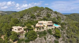 Ibiza, Spanien – Luxus Villa mitten im Hügel Ibizas – € 15.000.000