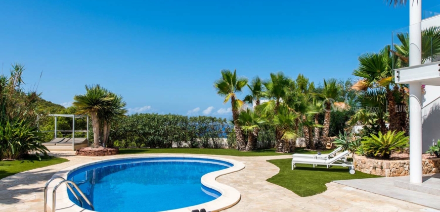 Ibiza, Spanien – Familienfreundliche Villa mit Gästehaus