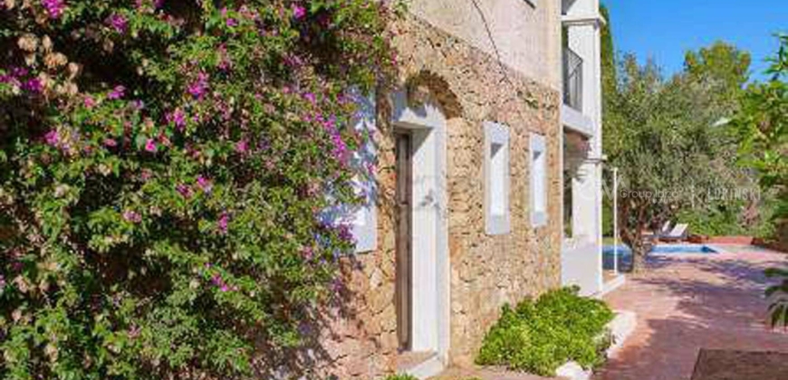 Ibiza, Spanien – Einzigartige Finca mit Gästehäusern inmitten unberührter Natur in San Jose