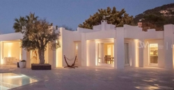 Ibiza, Spanien – Villa mit unschlagbarem Meerblick in Calo d en Real