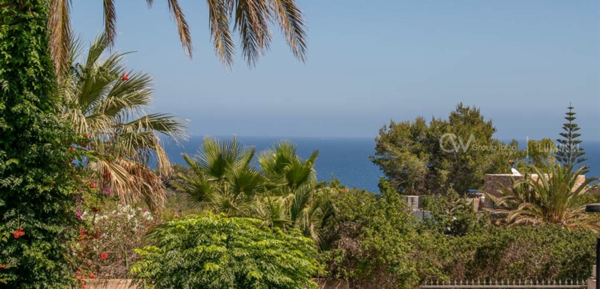 Ibiza, Spanien – Villa in Cap Martinet mit Vermietungslizenz
