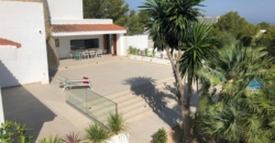 Ibiza, Spanien – Restaurierte Luxus Villa in Cala Moli – € 3.650.000