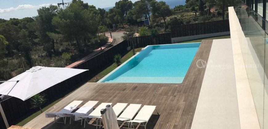 Ibiza, Spanien – Minimalistische Villa in begehrter Gegend San José