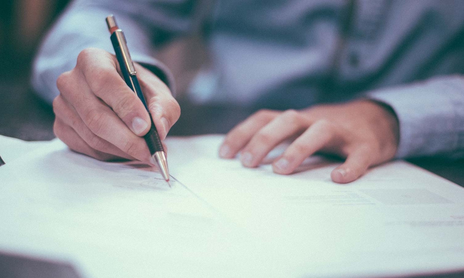 L'épargne-logement expliquée : contrat d'épargne-logement, définition, comparaison, contrats + coûts