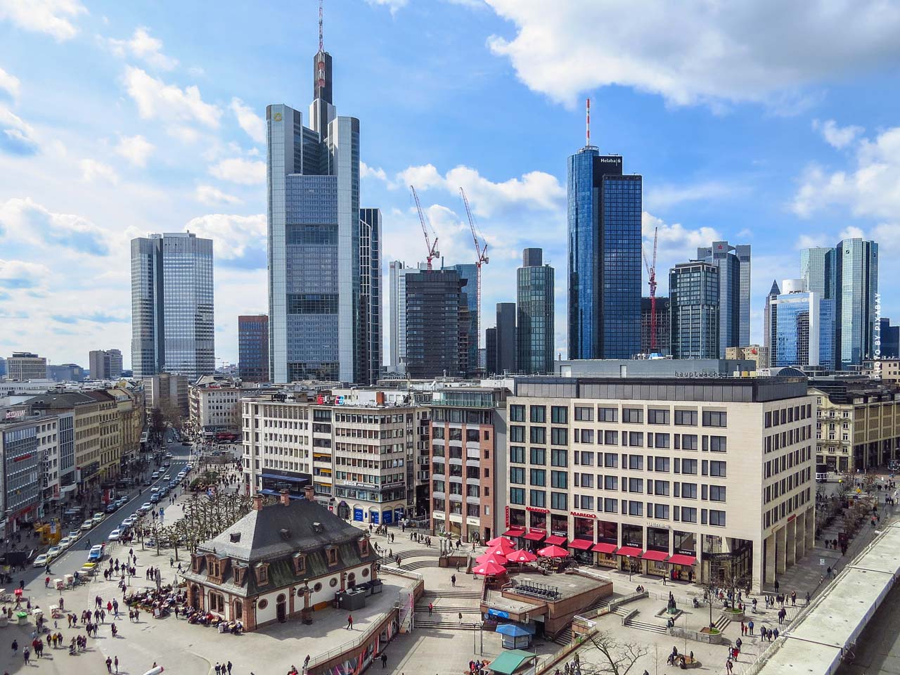Frankfurt buy & rent: House, apartment, property - Square meter price