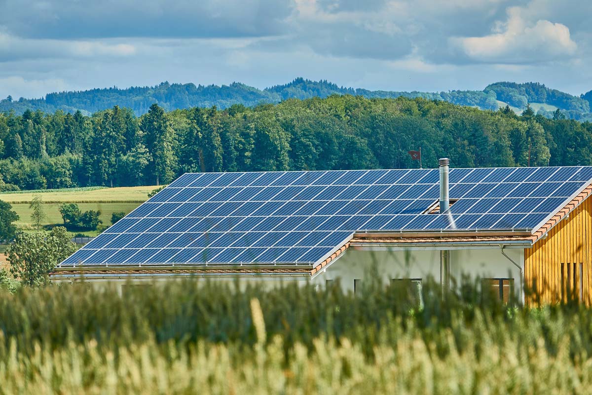 niedrigenergiehaus-haus-kaufen-bauen-verkaufen-vermieten-kosten-tipps-vorteile-nachteile-kosten