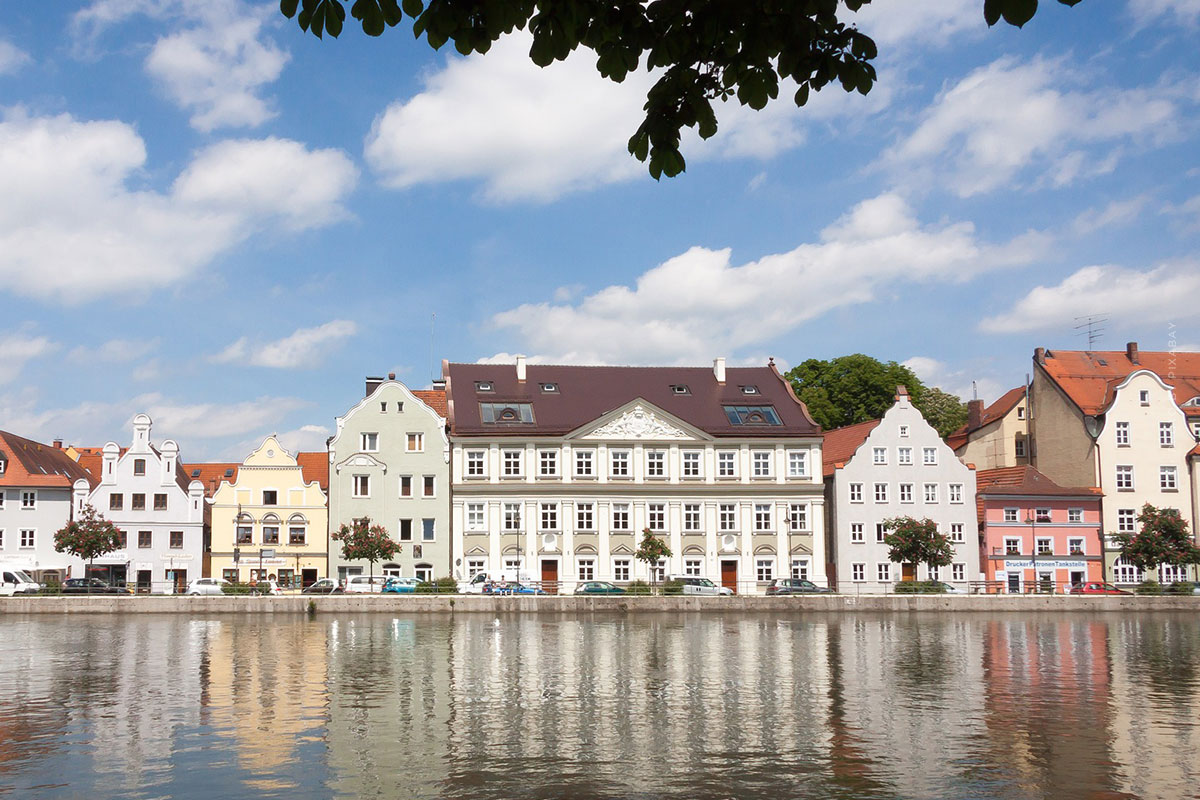 wohnen-bogenhausen-muenchen-isar-haus-wohnung-grundstueck-immobilien-kaufen-quadratmeterpreise-villa-altbau-wasser